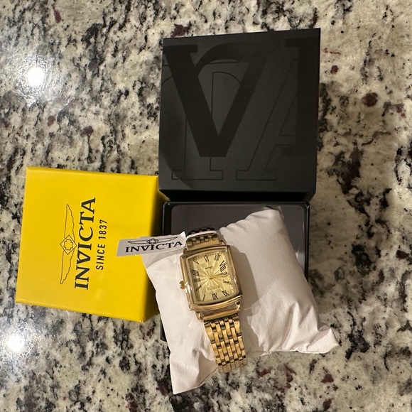Invicta Gold Rectangular Face Watch - Picture 2 of 3